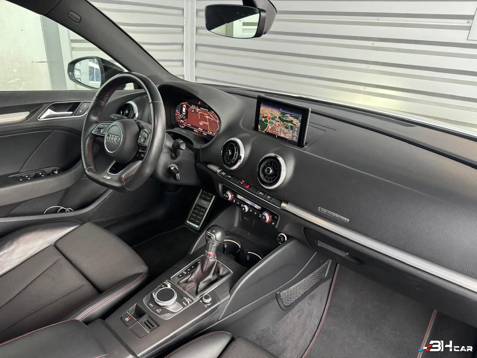 Audi S3 - photo 8