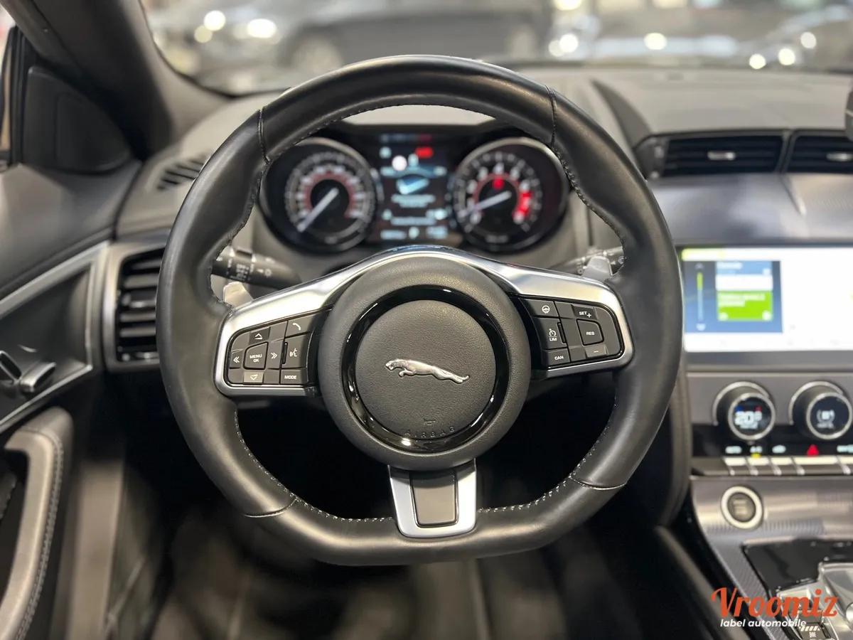 Jaguar F-type 