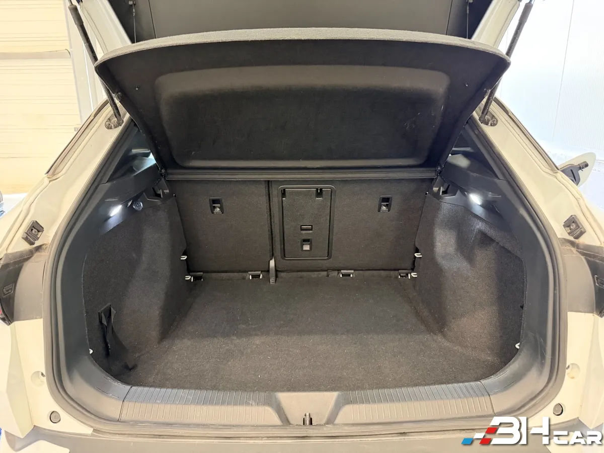 Volkswagen ID.4 - photo 26