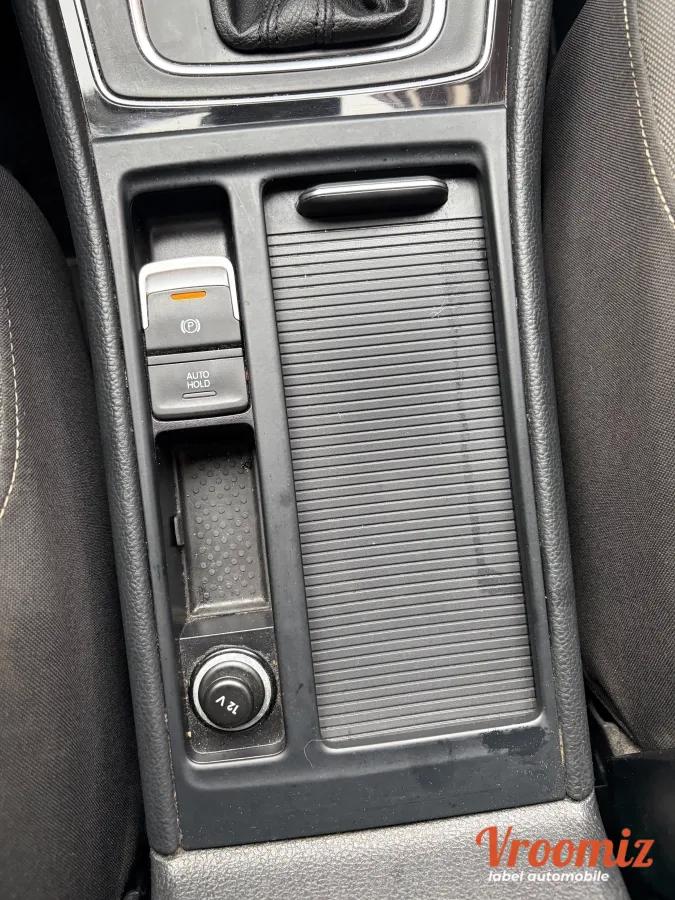 Volkswagen Golf 2.0 TDI 150 BLUEMOTION CARAT DSG BVA