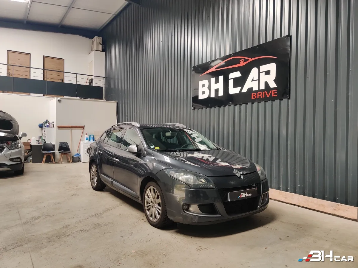 Renault Megane - photo 2