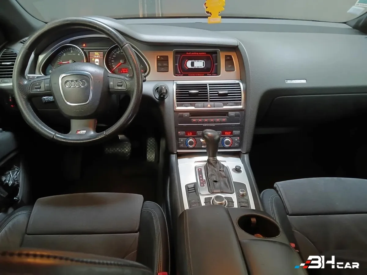 Audi Q7 - photo 17