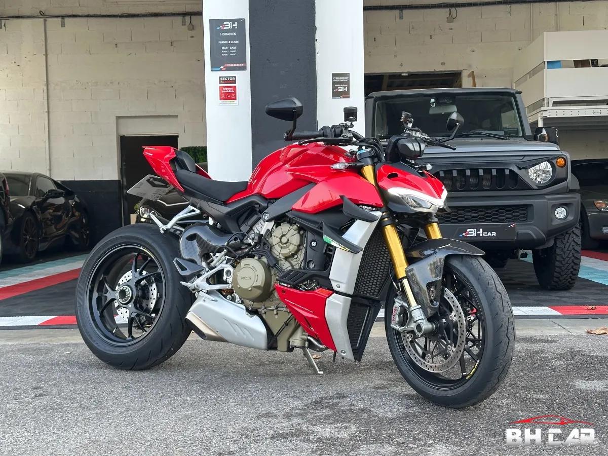 Image: DUCATI STREETFIGHTER V4S / CARBONNE