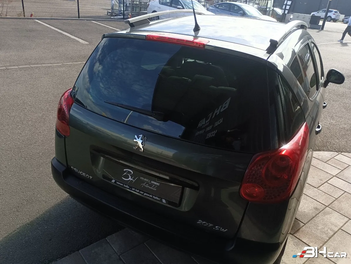 Peugeot 207 - photo 5