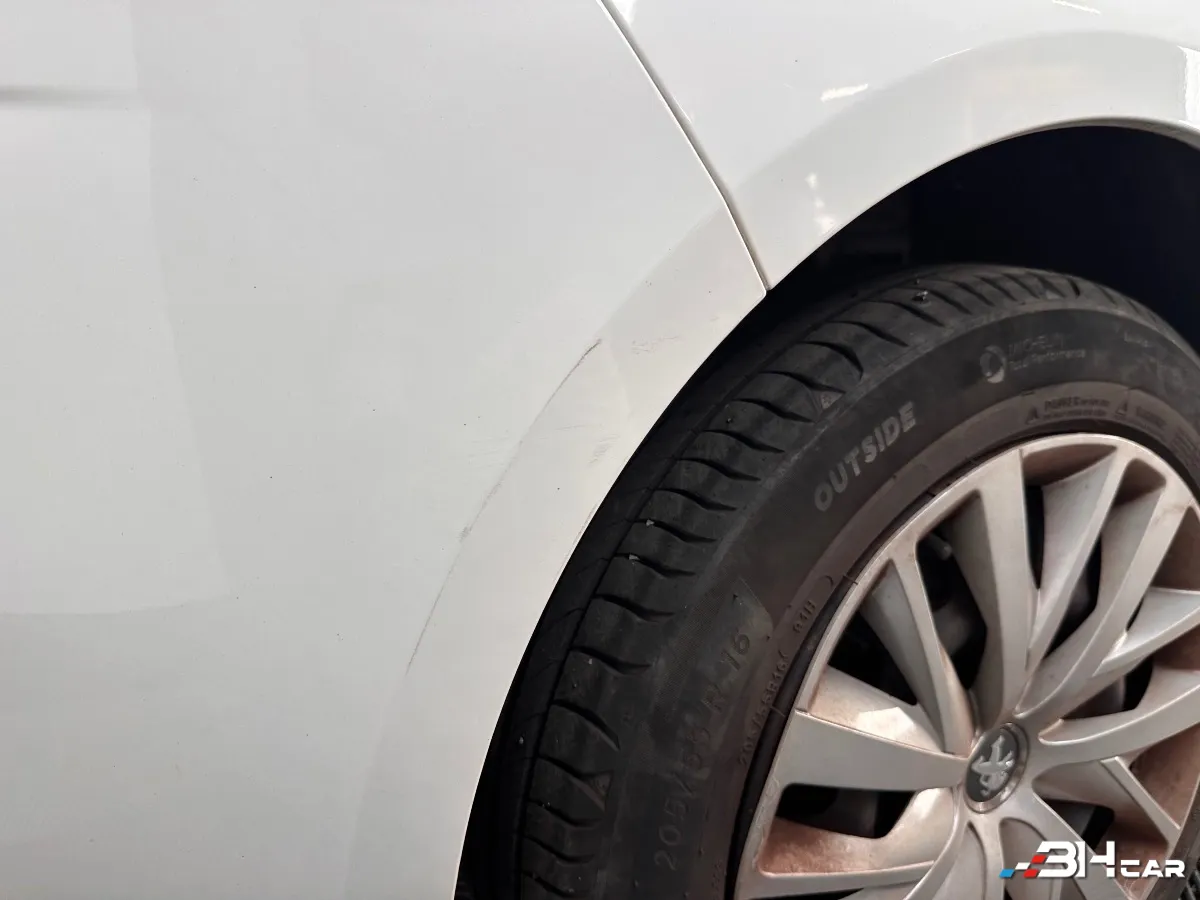 Peugeot 308 - photo 17