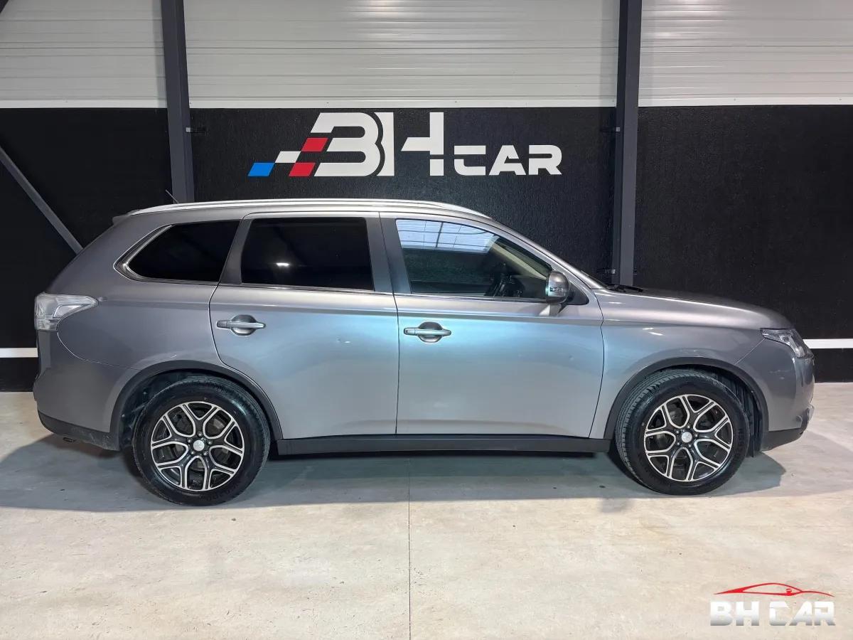 Aperçu indisponible de Mitsubishi Outlander