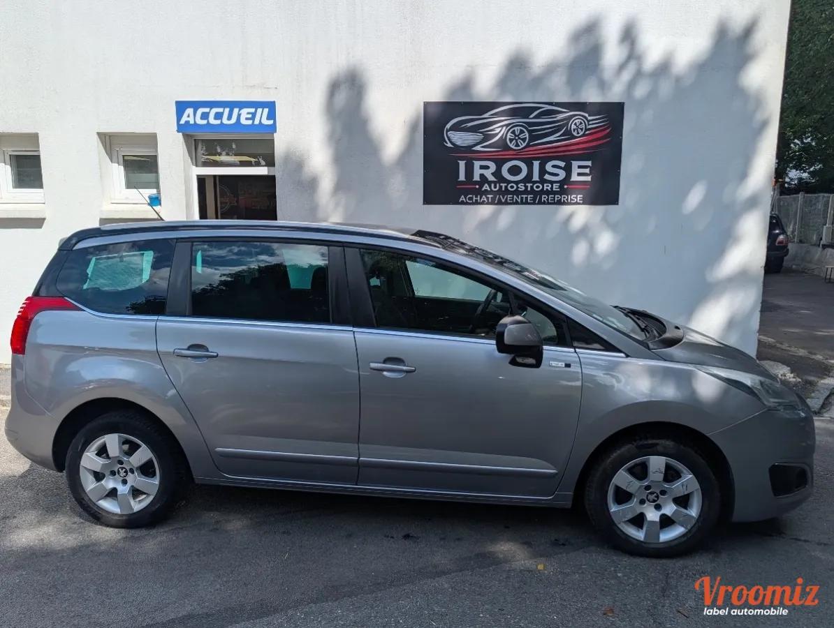 Peugeot 5008 GENERATION-I 1.6 BLUEHDI 120 STYLE EAT BVA START-STOP