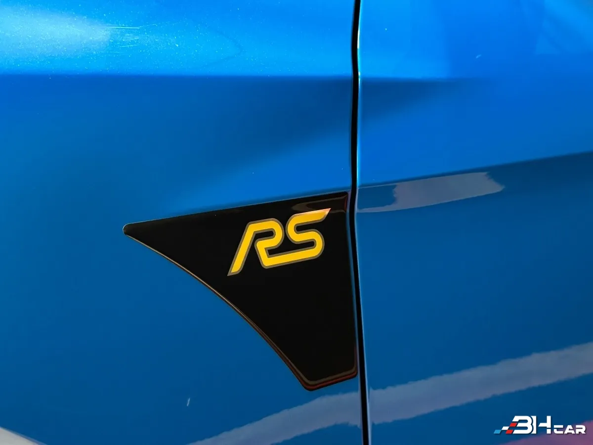 Ford Focus - photo 17