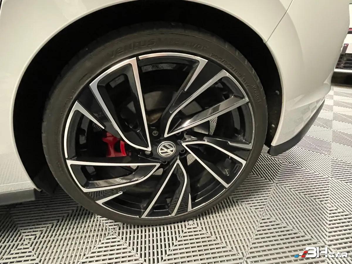 Aperçu indisponible de Volkswagen Golf