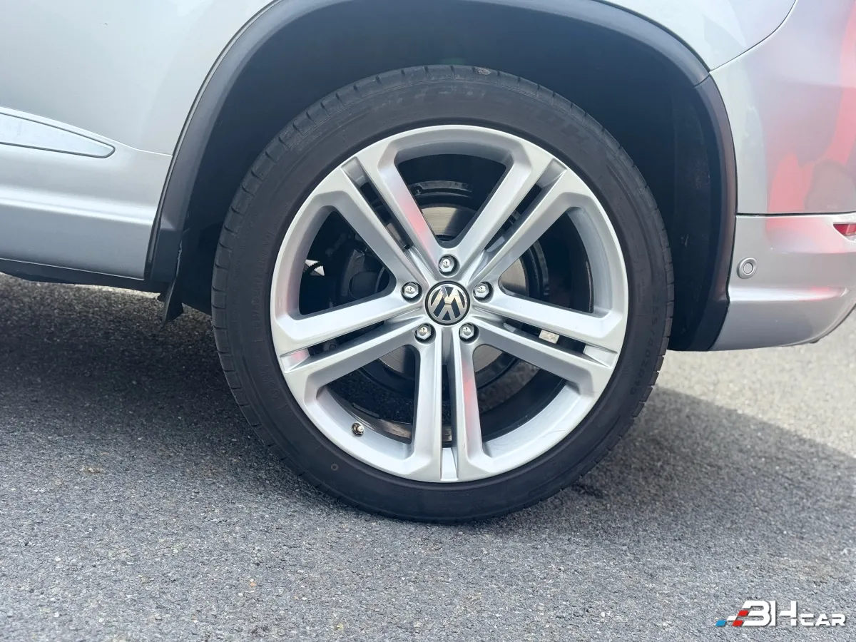 Volkswagen Tiguan - photo 29