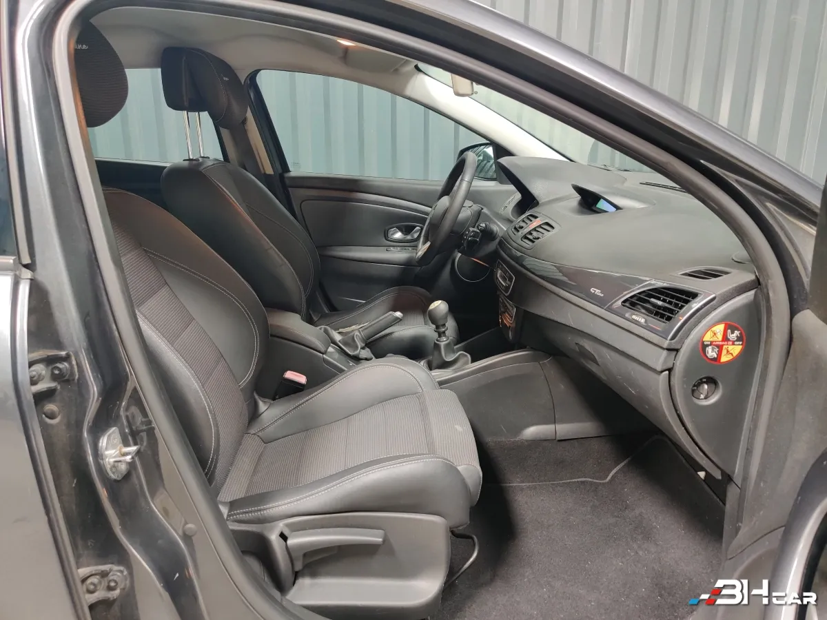 Renault Megane - photo 8