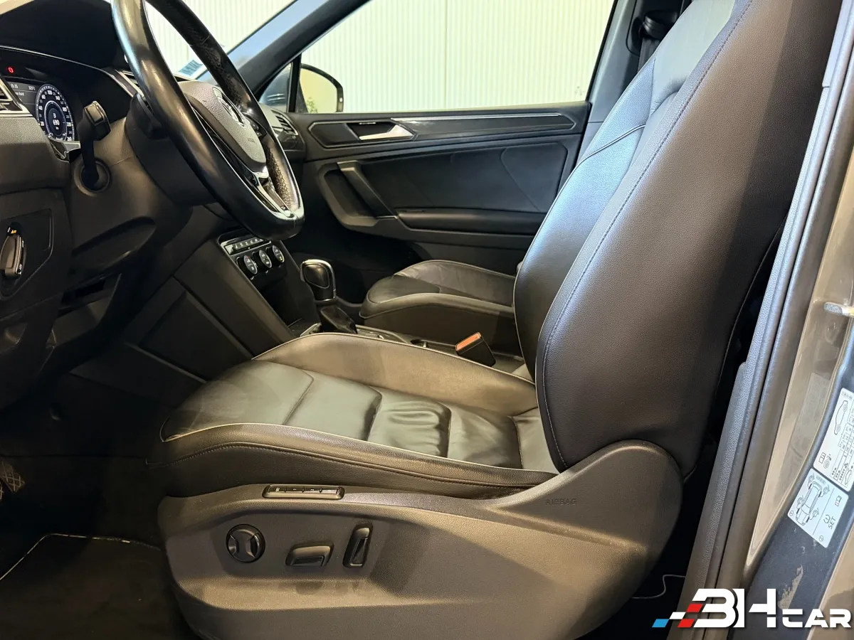 Volkswagen Tiguan - photo 22