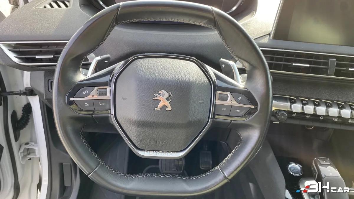 Aperçu indisponible de Peugeot 5008