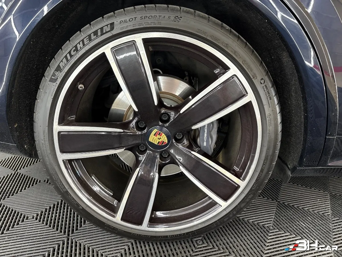 Porsche Cayenne - photo 20