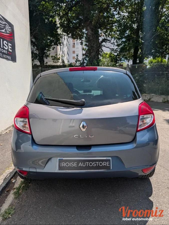 Renault Clio 1.6 110 DYNAMIQUE BVA