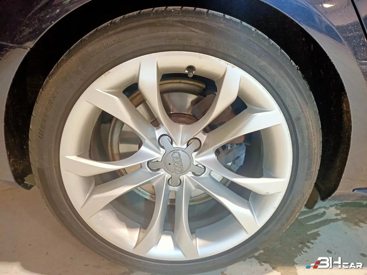 Aperçu indisponible de Audi A4