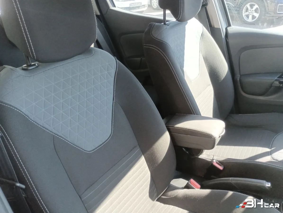 Renault Clio - photo 20