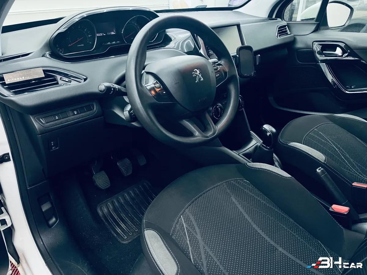 Aperçu indisponible de Peugeot 208