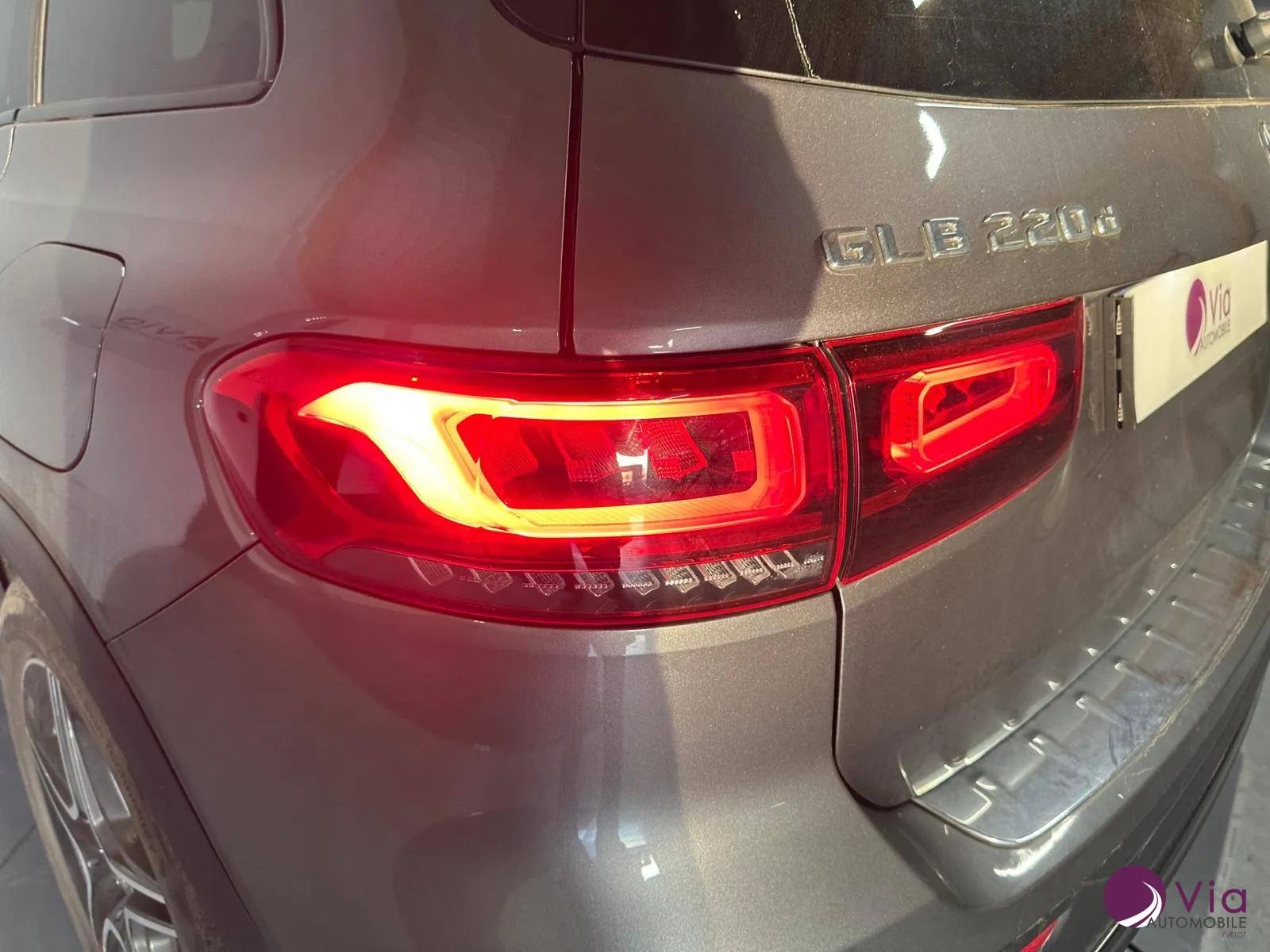 MERCEDES GLB
