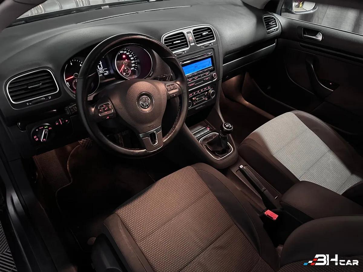 Aperçu indisponible de Volkswagen Golf