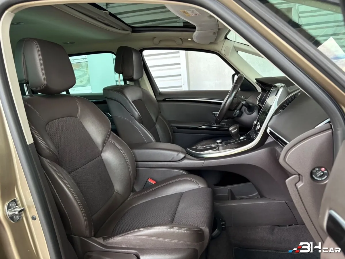 Renault Espace - photo 9