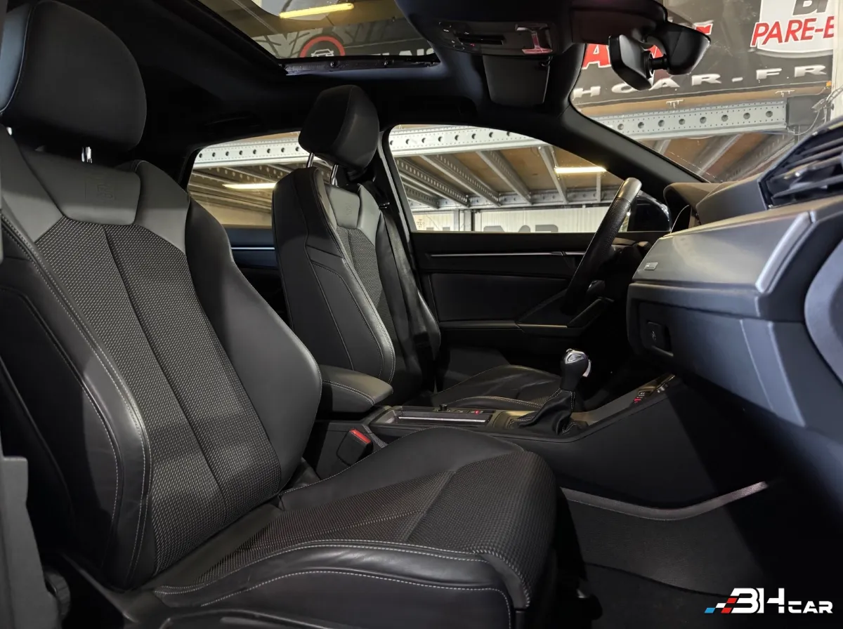 Audi Q3 - photo 11