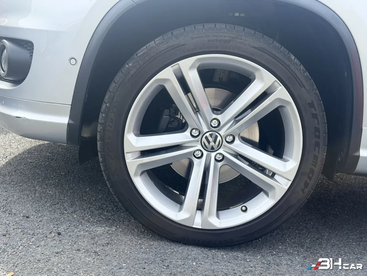 Volkswagen Tiguan - photo 27