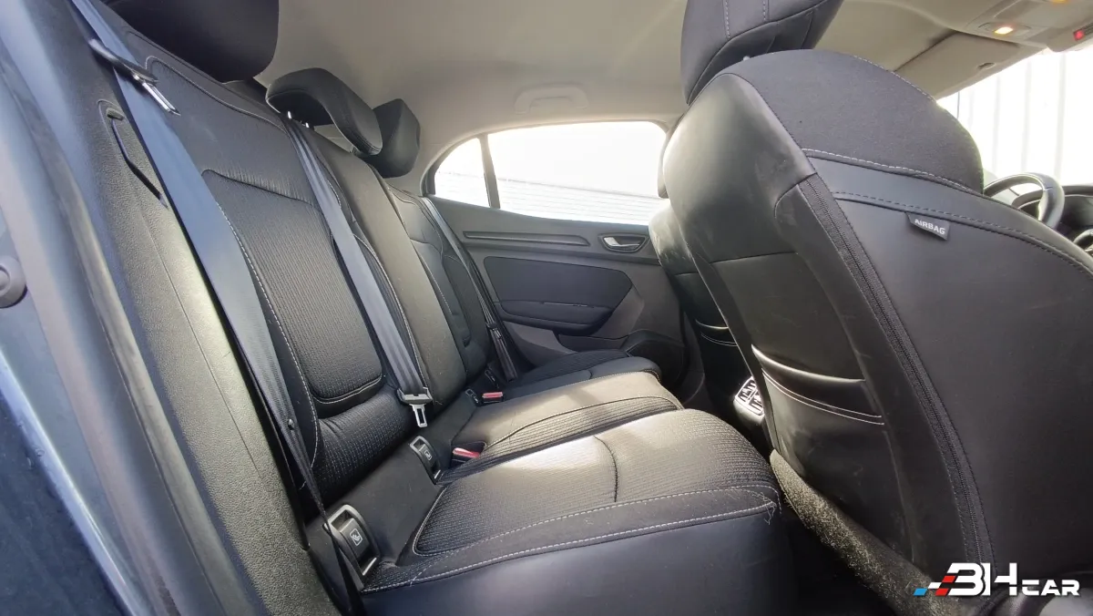 Renault Megane - photo 14