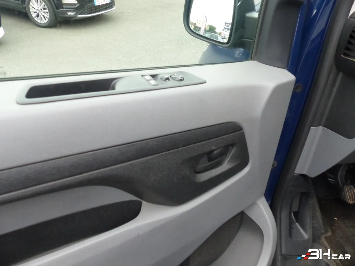 Peugeot Expert Vu - photo 10