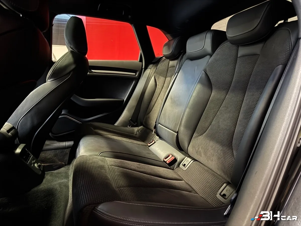 Audi S3 - photo 10