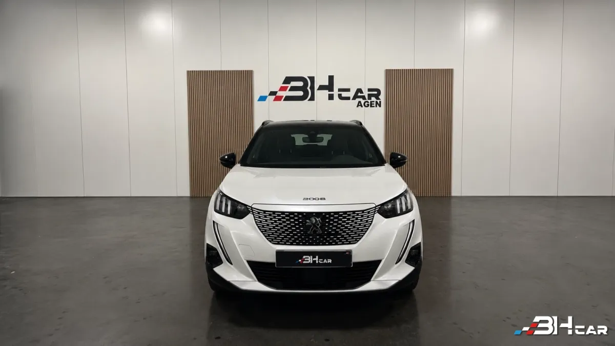 Peugeot E-2008 - photo 2