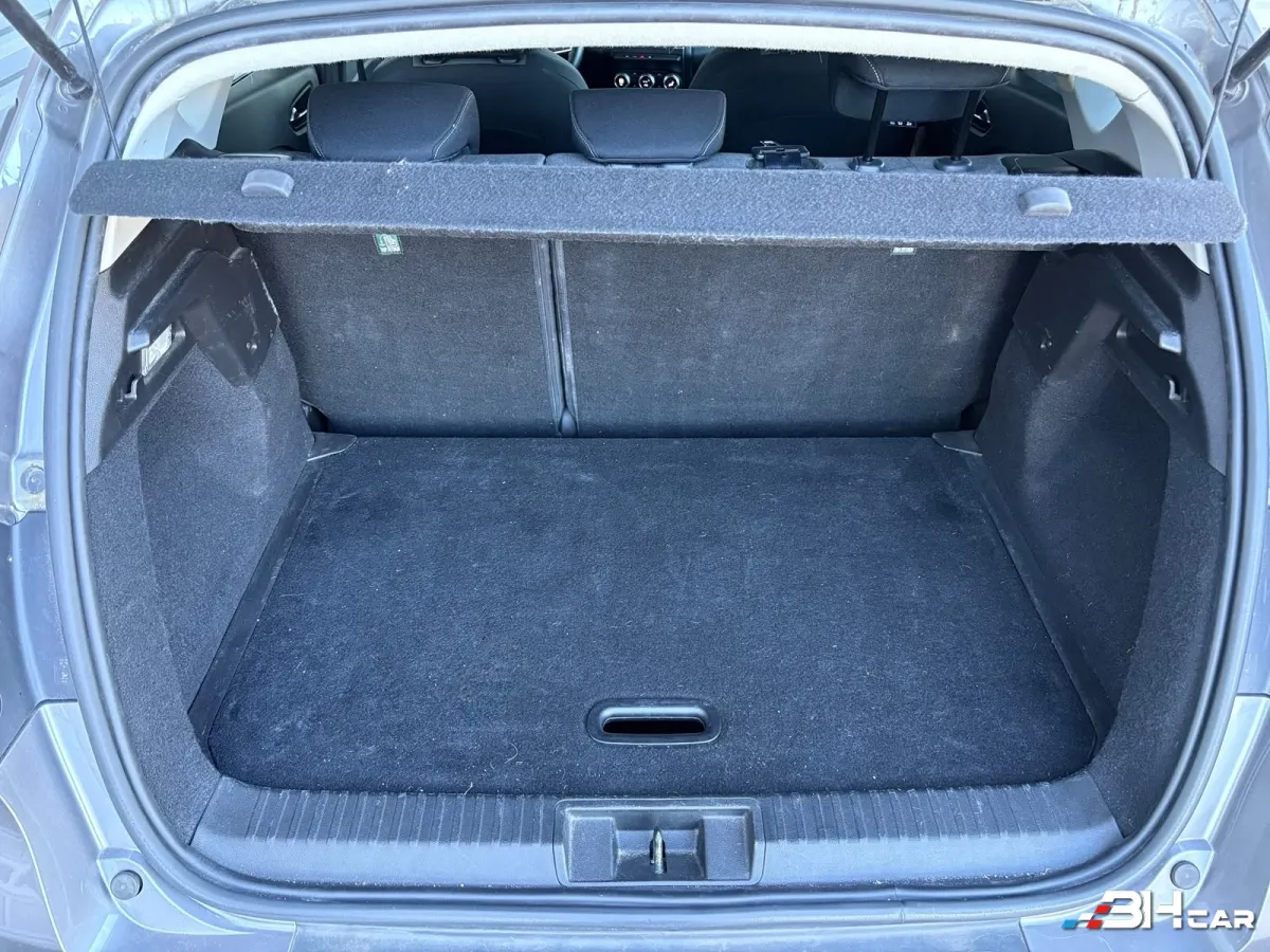 Renault Captur - photo 17
