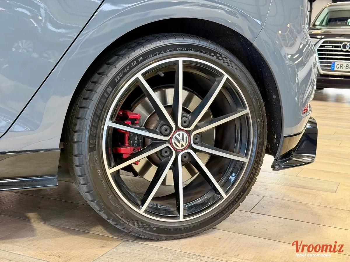 Volkswagen Golf 2.0 TSI 290 GTI TCR DSG BVA