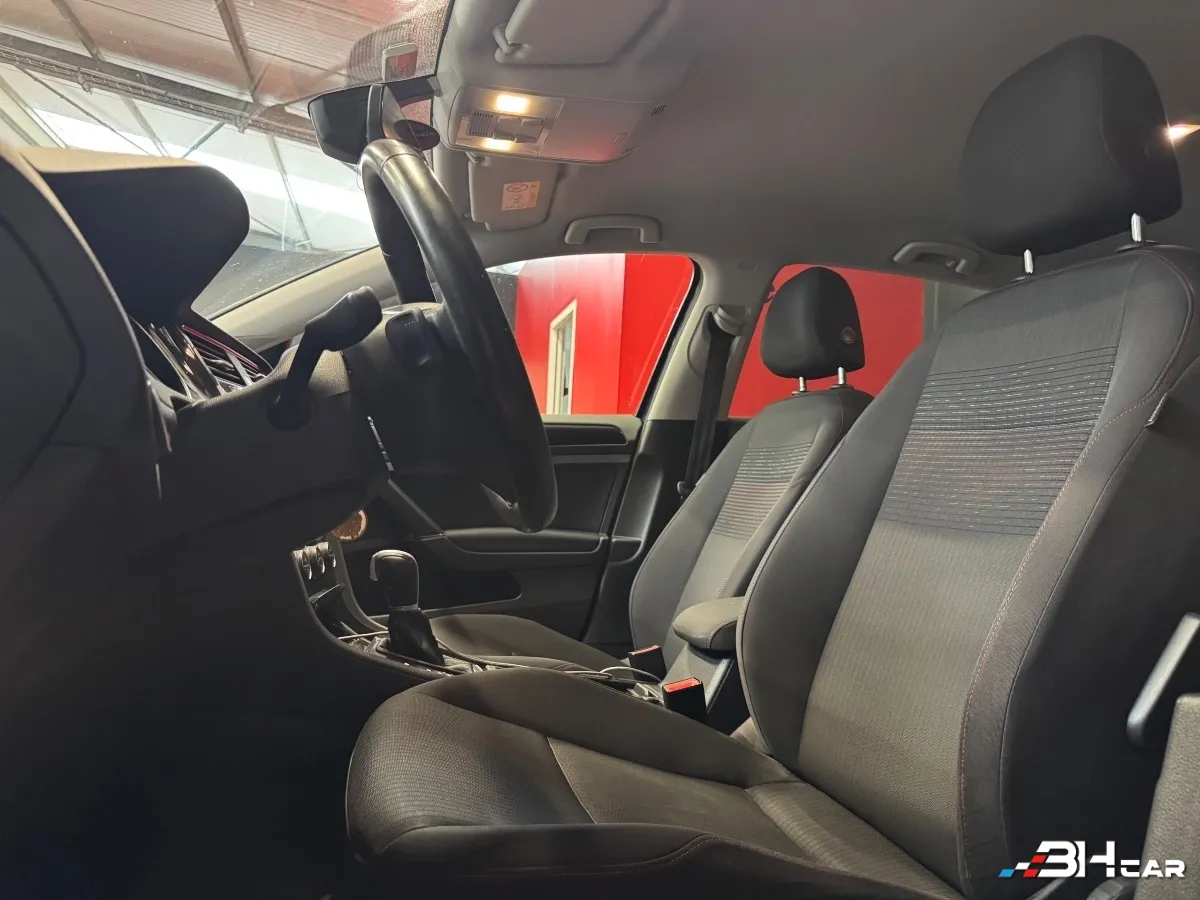 Volkswagen Golf - photo 8