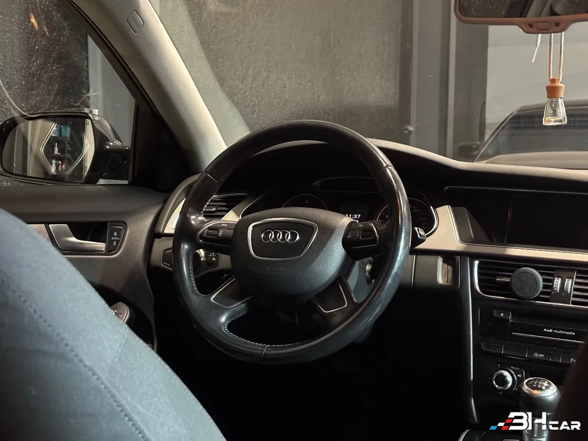 Audi A4 - photo 11