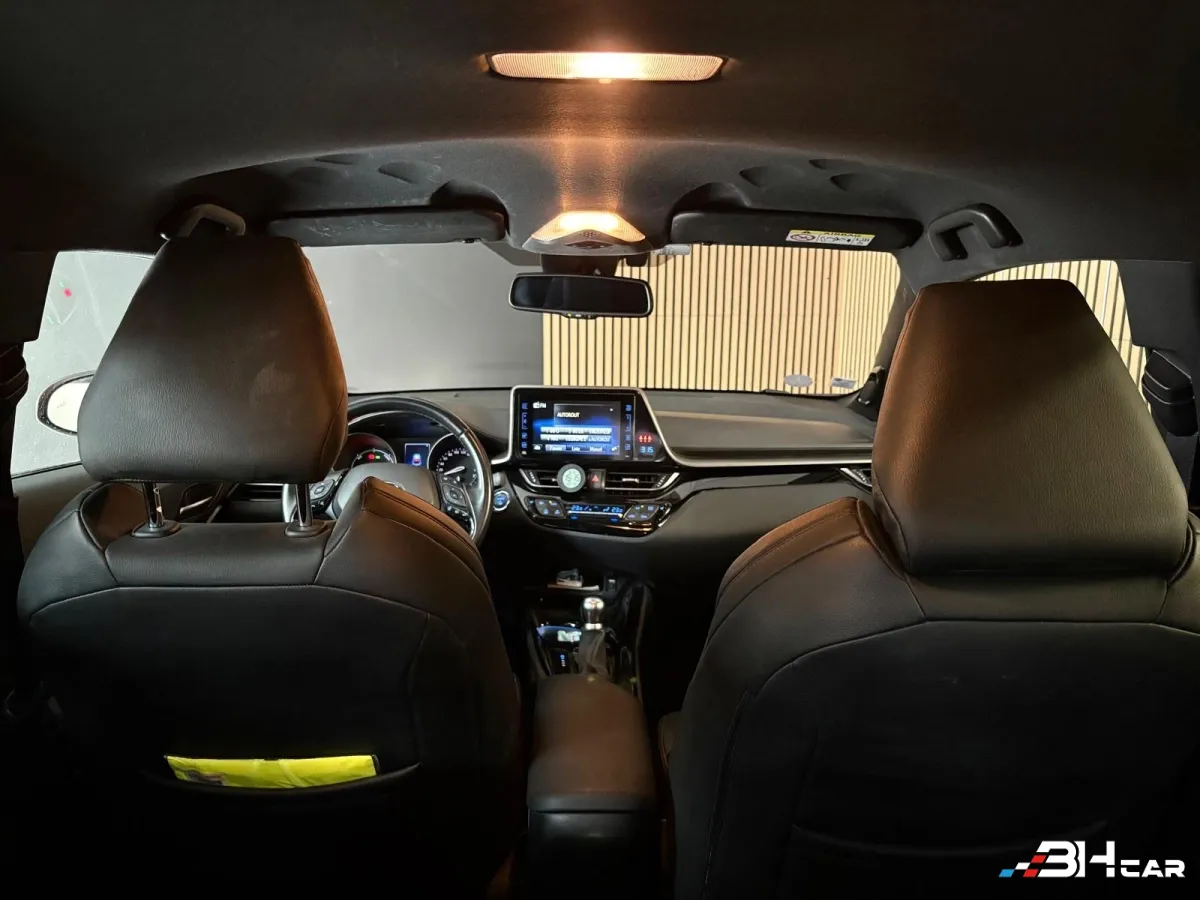 Toyota C-hr - photo 18