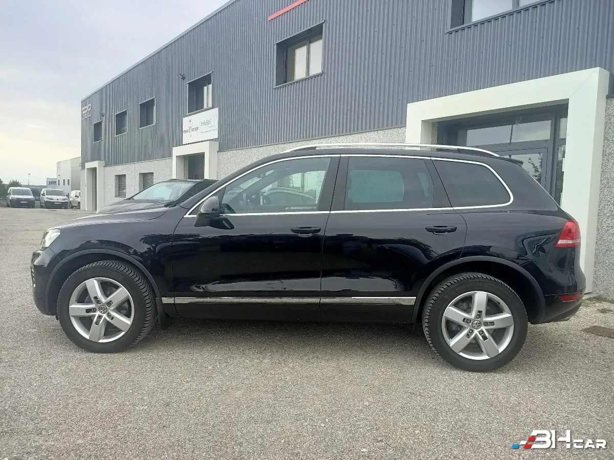 Volkswagen Touareg - photo 3
