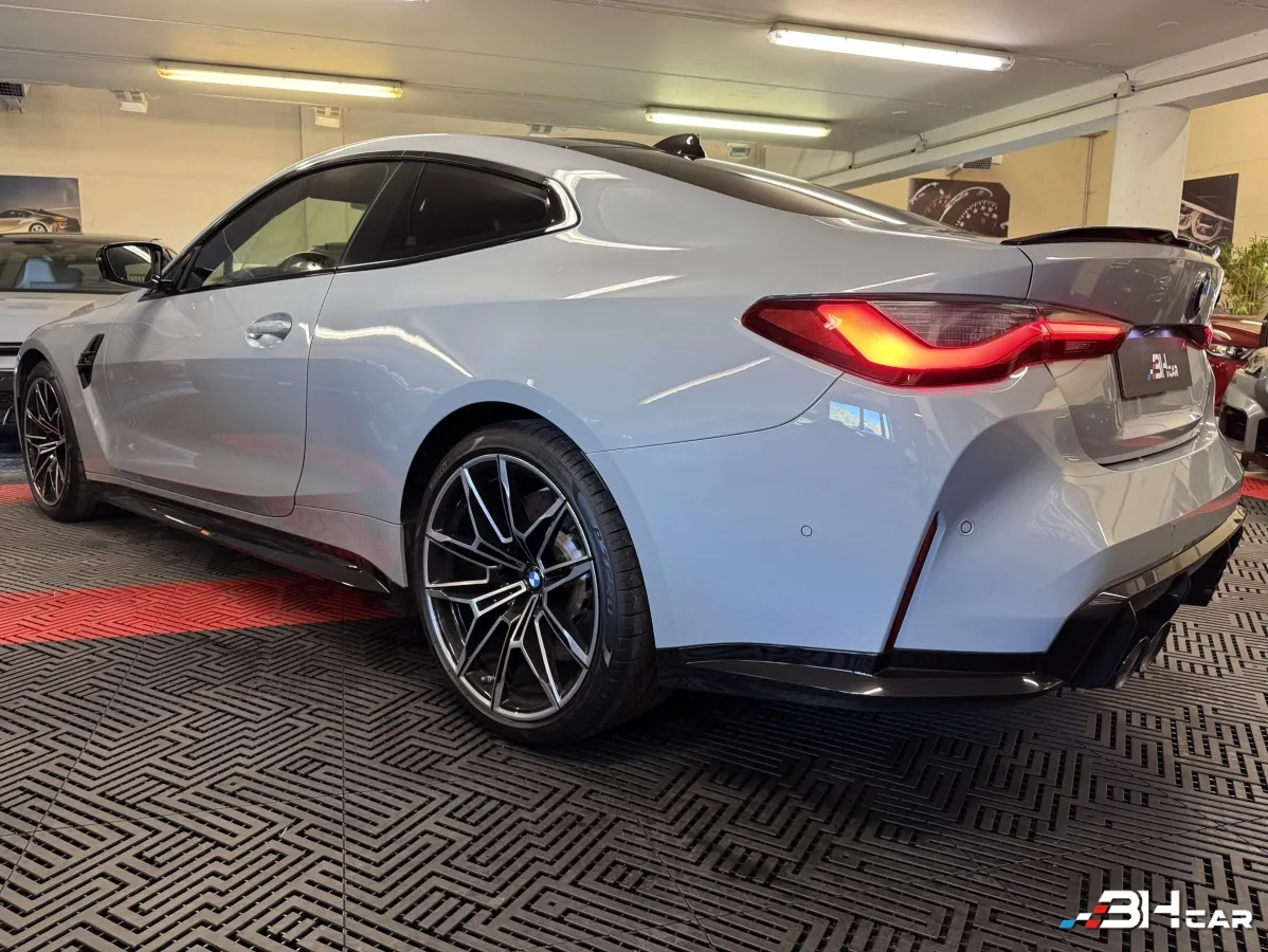 Bmw M4 - photo 8