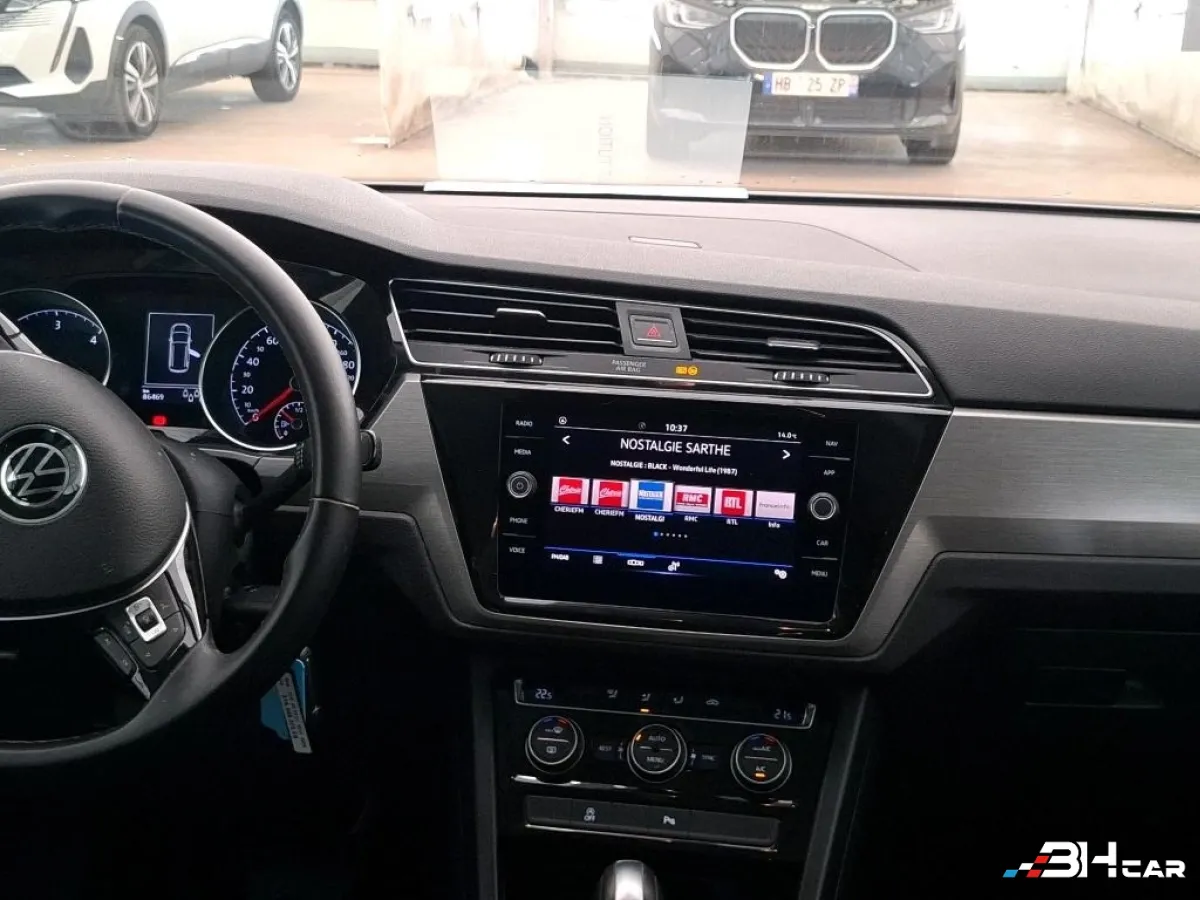 Volkswagen Touran - photo 8