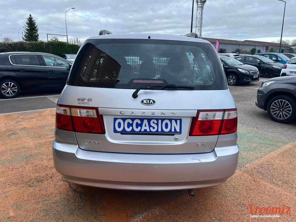 Kia Carens 