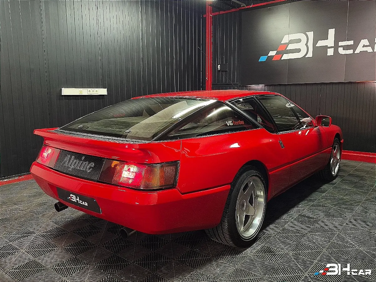 ALPINE GTA - photo 2