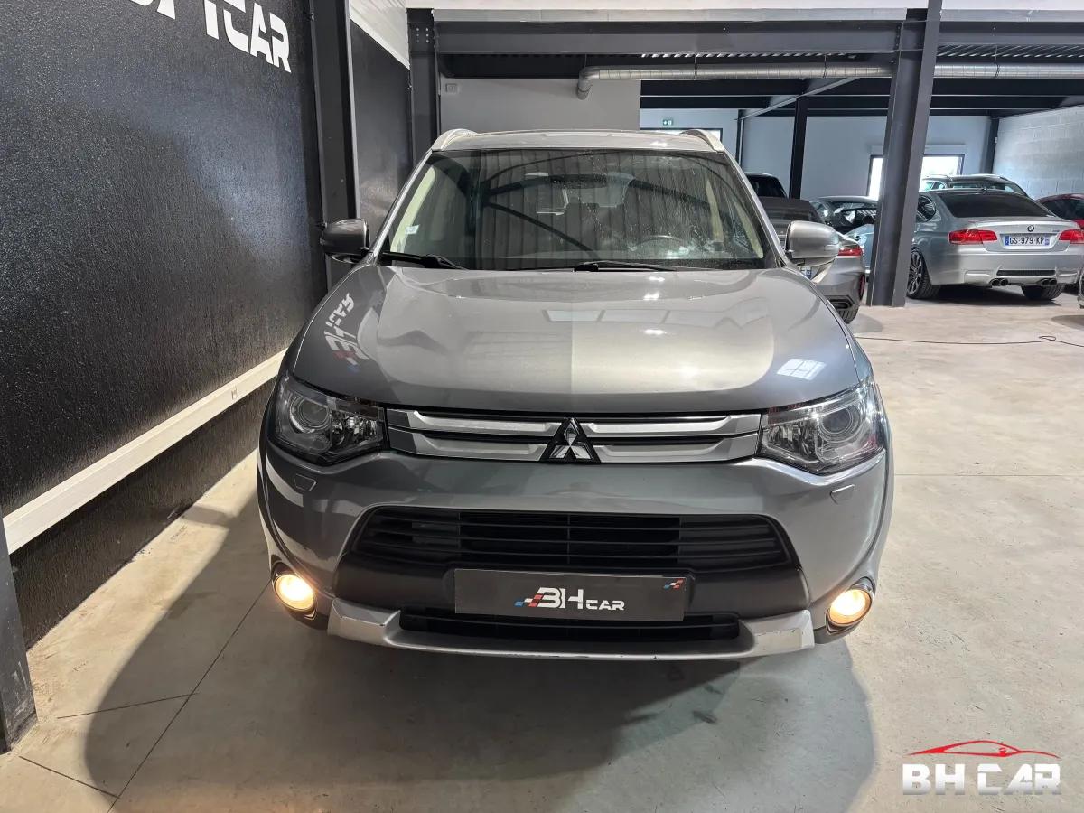 Aperçu indisponible de Mitsubishi Outlander