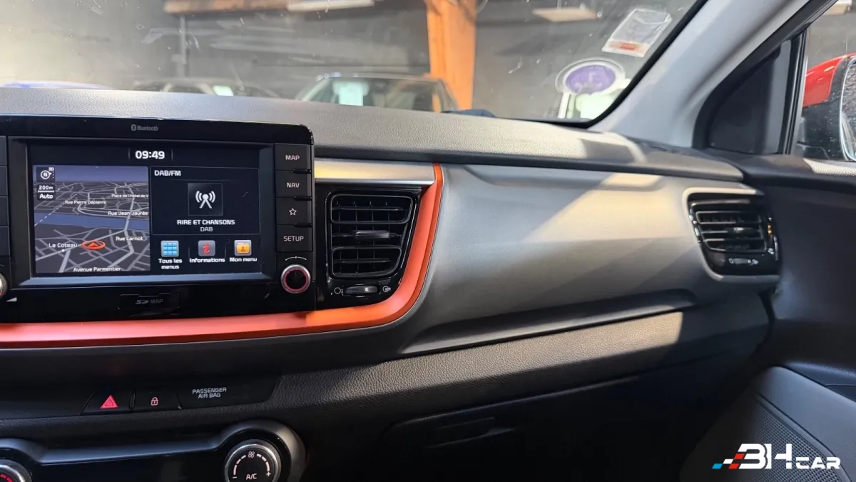 Kia Stonic - photo 24