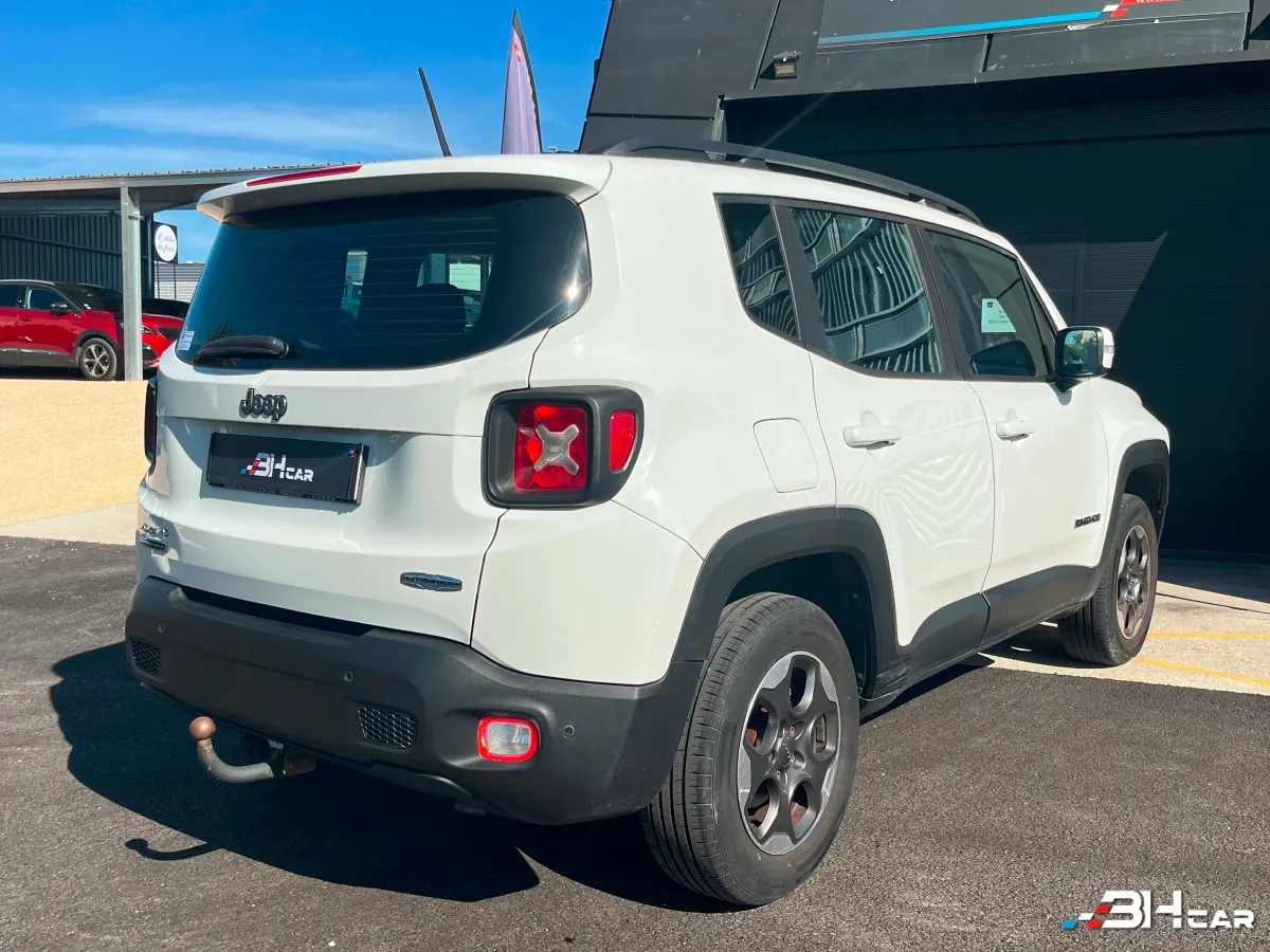 Jeep Renegade - photo 8