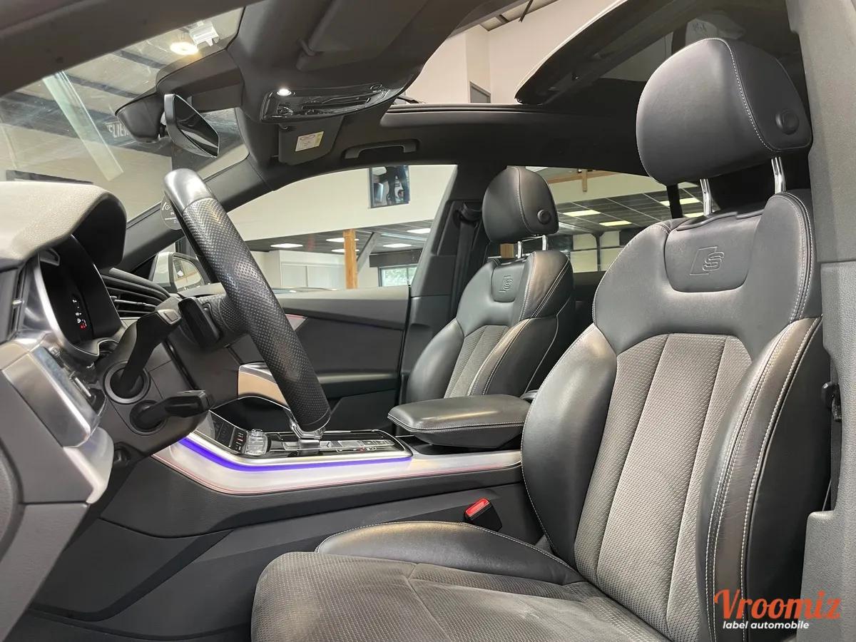 Audi Q8 