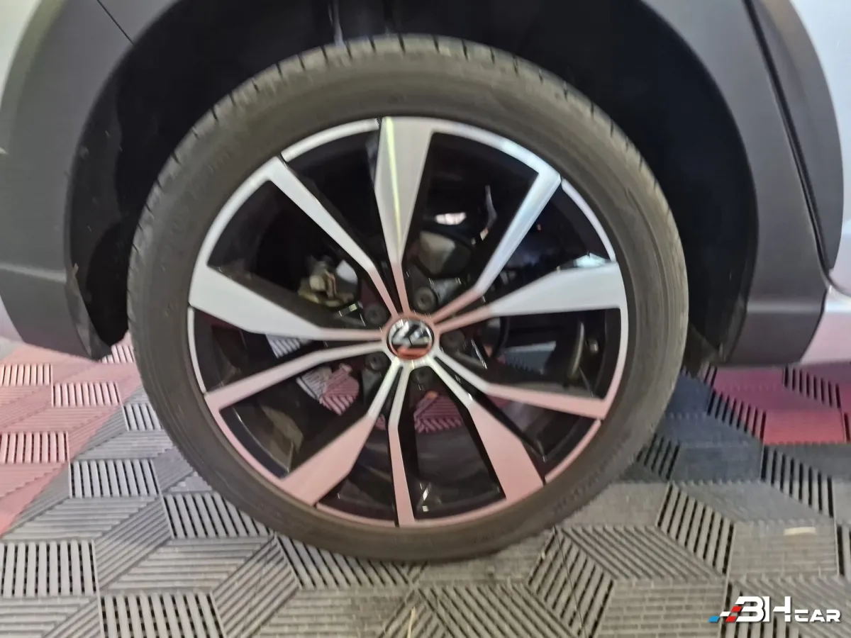 Volkswagen Taigo - photo 30