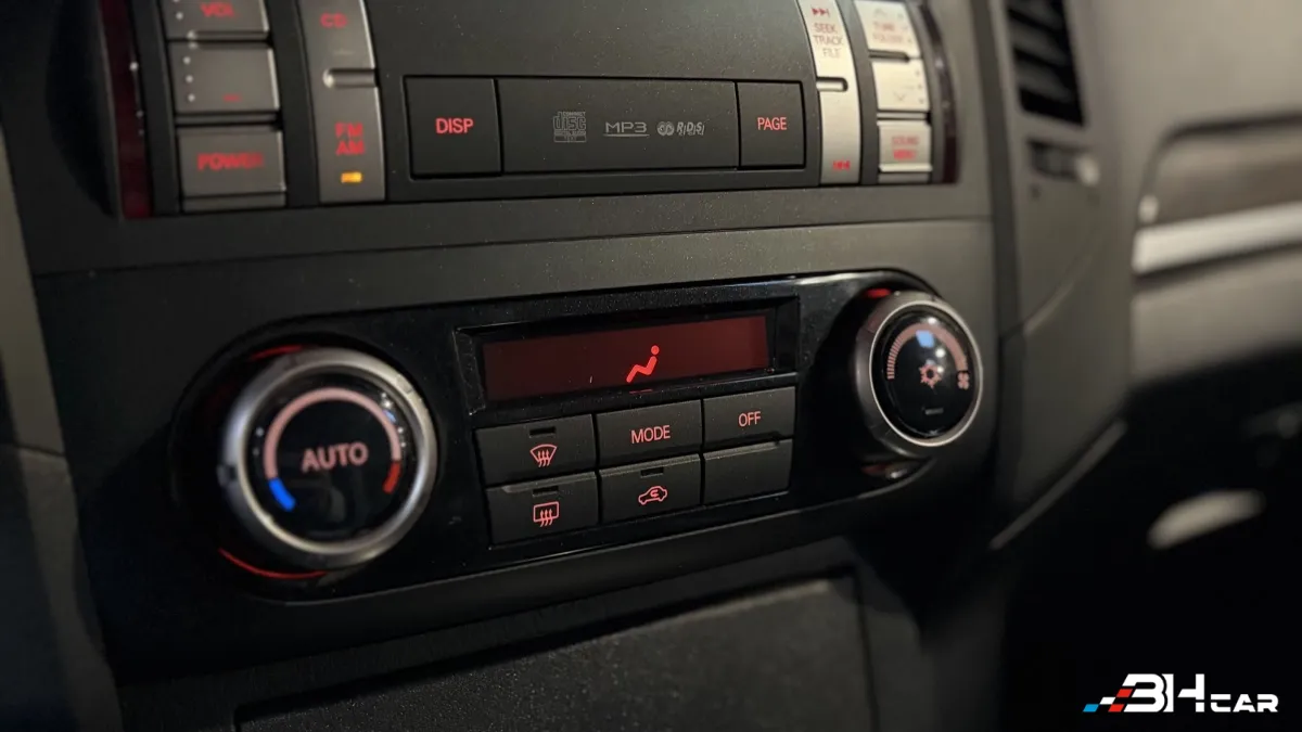Mitsubishi Pajero - photo 27