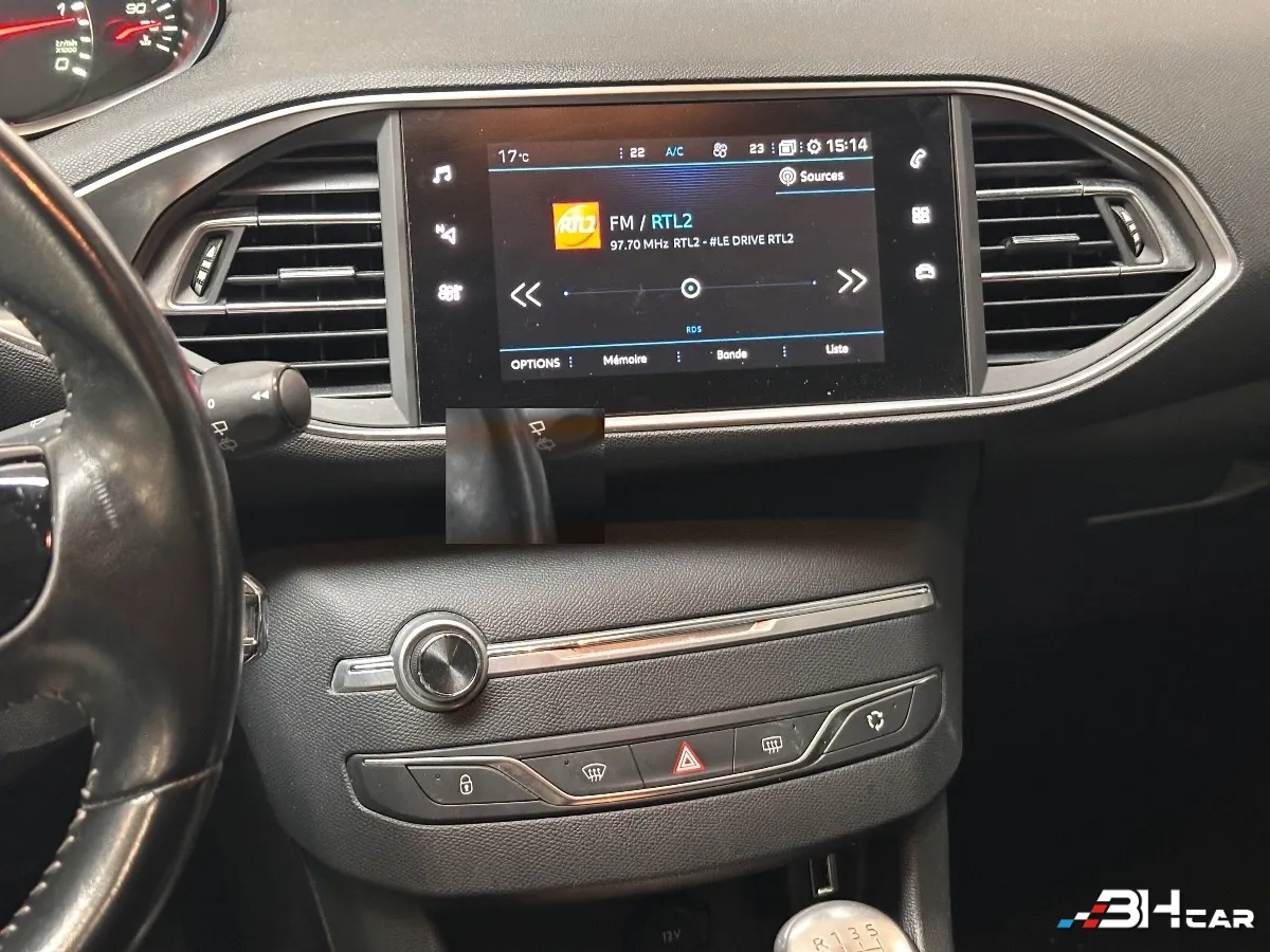 Peugeot 308 - photo 8