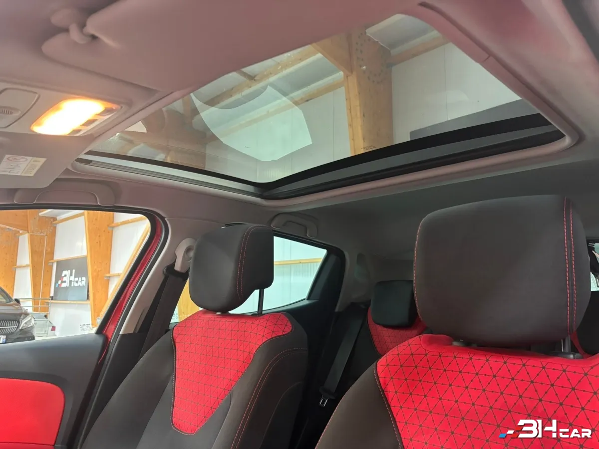 Renault Clio - photo 20