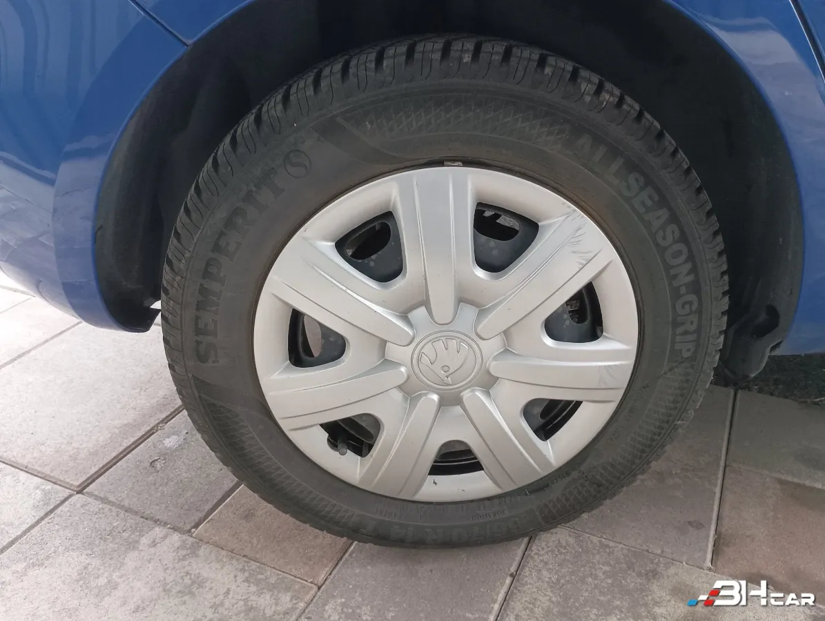 Skoda Fabia - photo 13